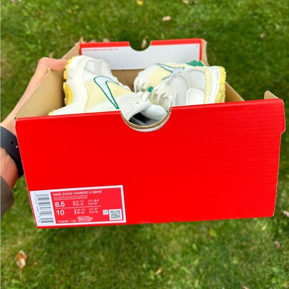 Running shoes Nike Zoom Vomero 5 Alabaster Malachite Brand new size 8,5 - Picture 6 of 8